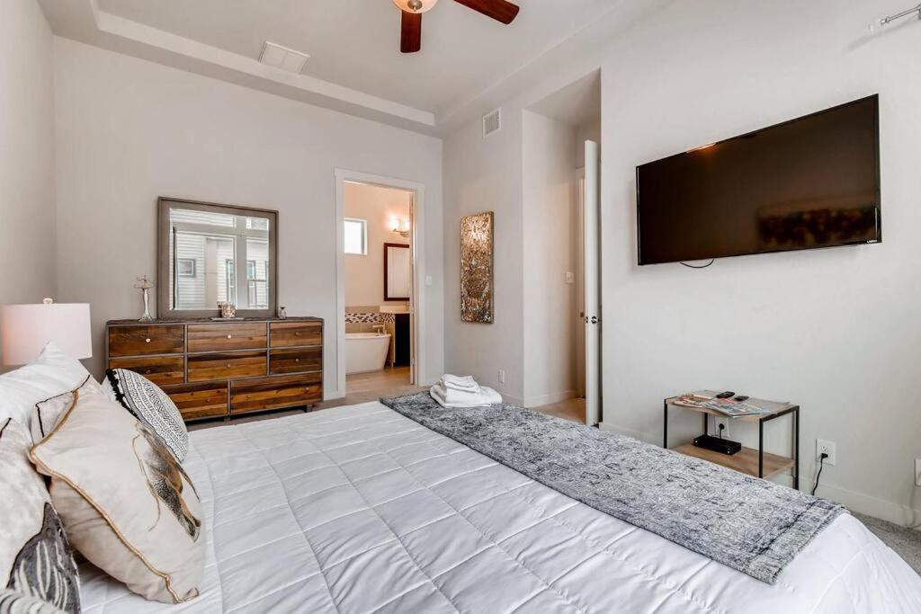Fam Friendly 5 Bed Home Blocks To Pearl/Riverwalk! San Antonio Luaran gambar